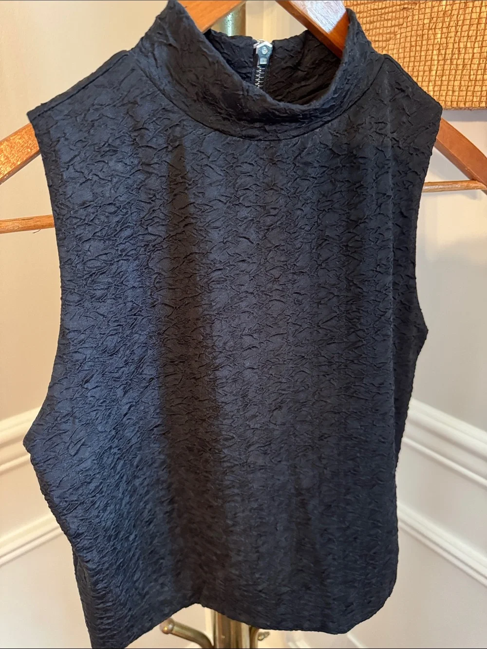 Bar III Black Sleeveless Mock Neck Textured Camisole